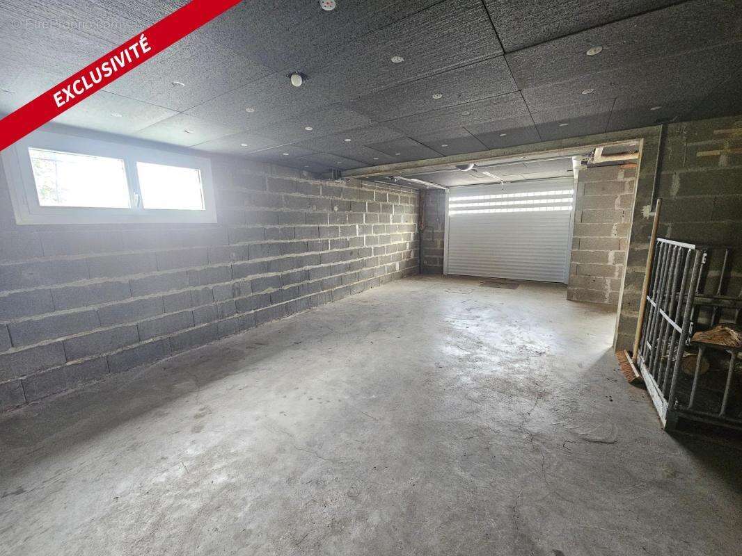 Maison à MONTREUIL-BELLAY