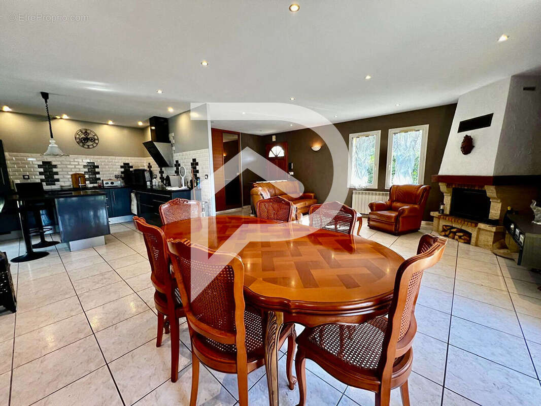 Maison à PEYREHORADE