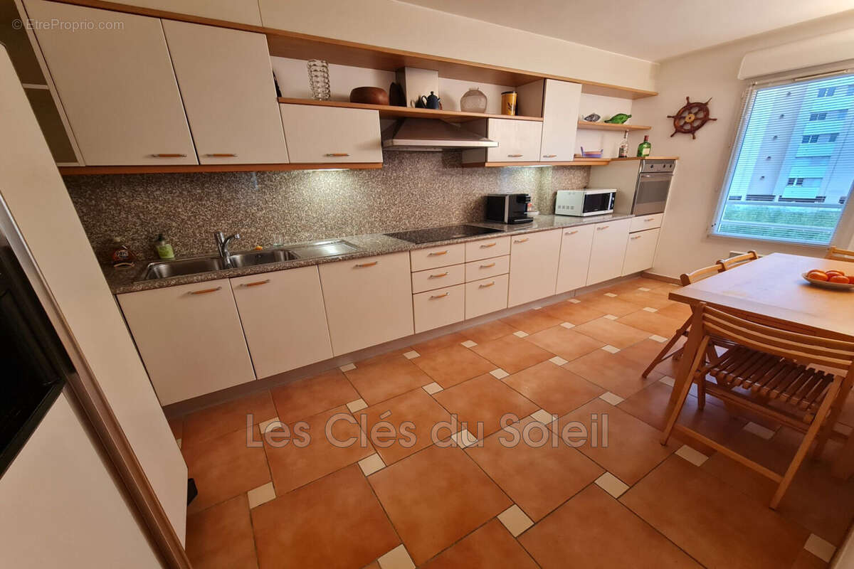 Appartement à HYERES