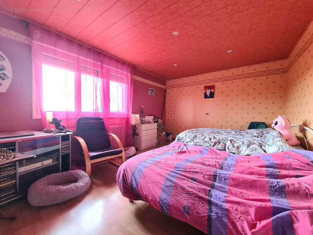 Maison à VAL-DE-MEUSE