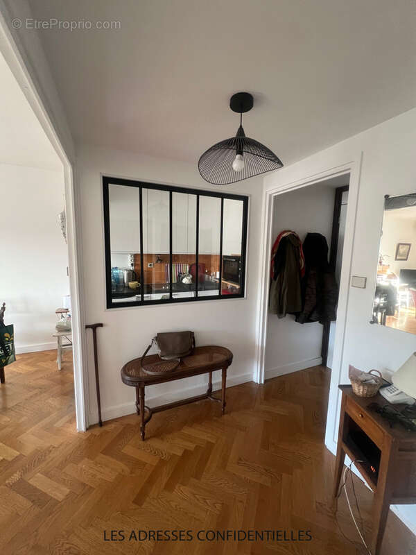 Lyon 6ème -  secteur saint pothin - residence seniors  - t2 - balcon. - photo 4