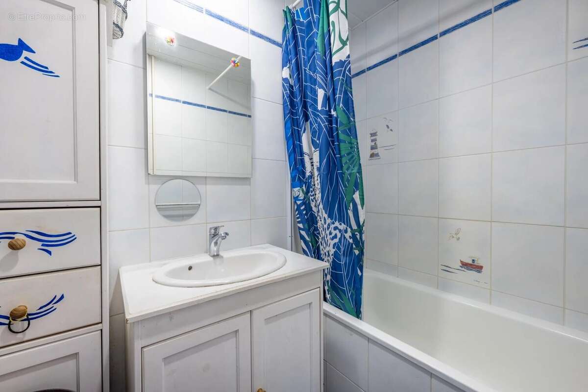 Appartement 78 m² à Acheres  - photo 10