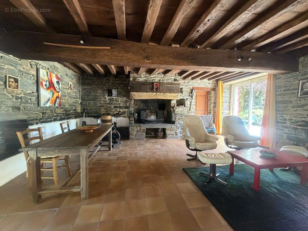 Maison à GUIPRY