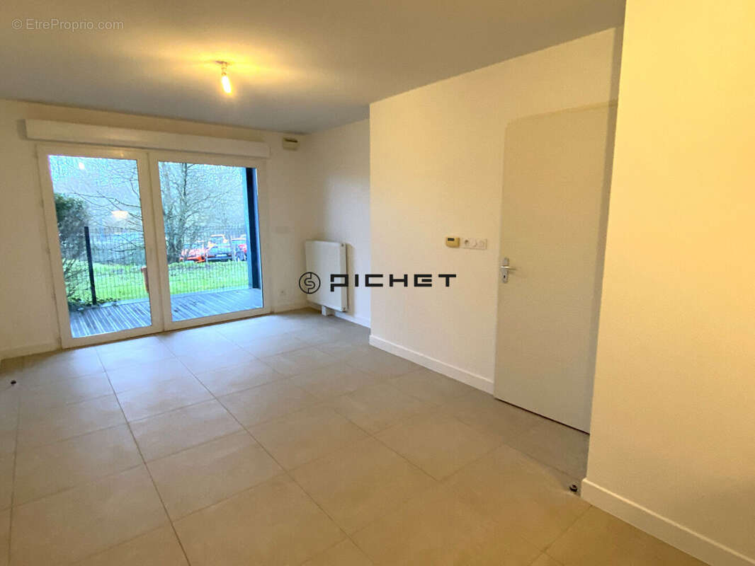 Appartement à ARTIGUES-PRES-BORDEAUX