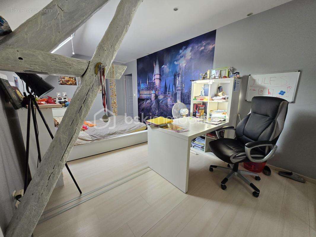 Magnifique Maison de Village de 251m² avec dépendances et piscine à Marzy - photo 24
