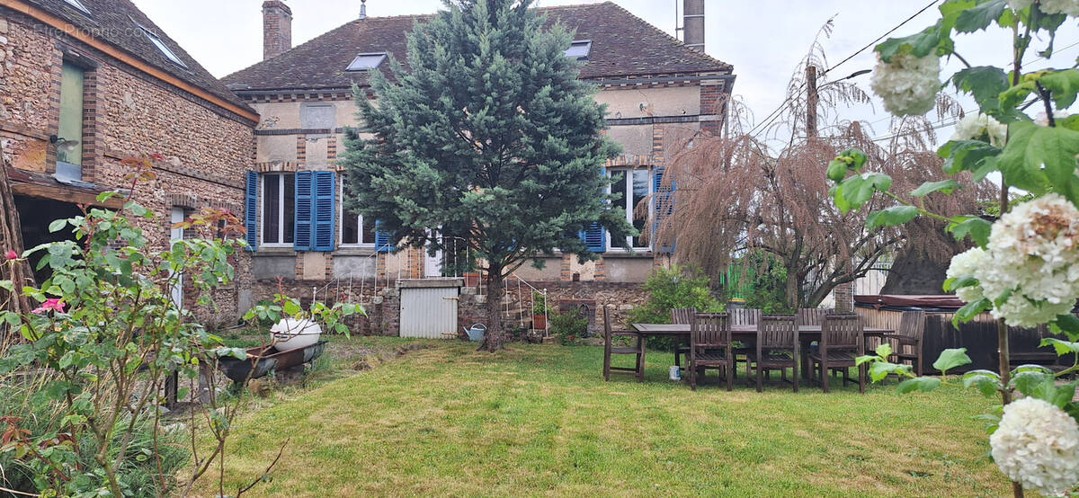 Maison à NOE