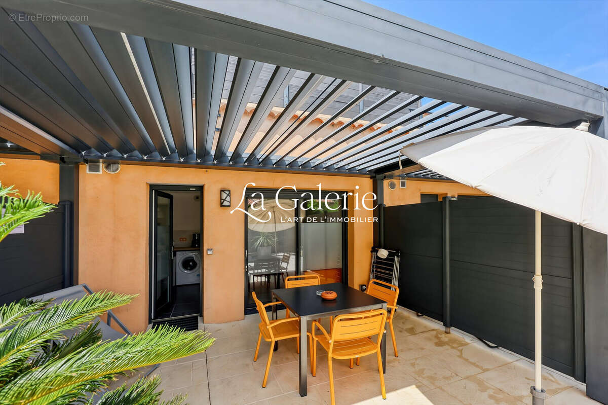 Appartement à HYERES