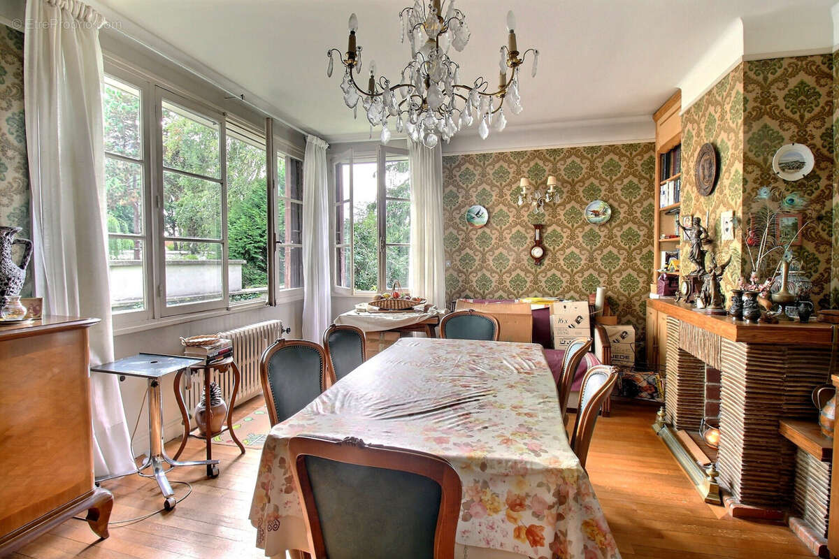 Maison à VERSAILLES