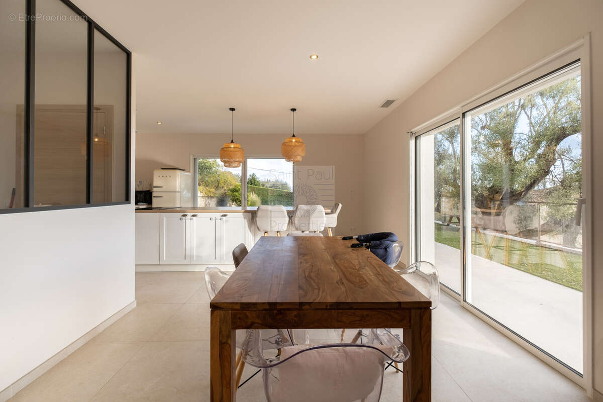 EXCLUSIVITE - TOURRETTES-SUR-LOUP - Maison vue mer panoramique - 147m2 - photo 13