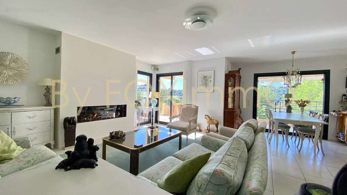 Appartement à CAGNES-SUR-MER