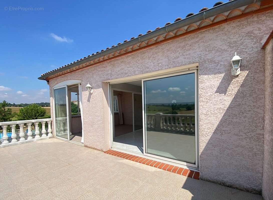 Villa sur sous-sol avec vue Pyrénées, Montagne Noire - photo 4