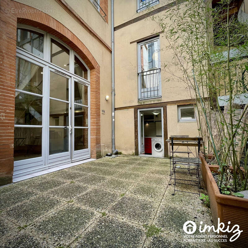 Toulouse-Les Carmes - T2/3 rénové sur cour privée - photo 2