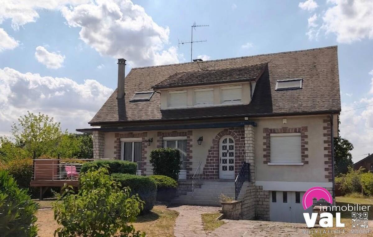 Maison à MILLY-LA-FORET