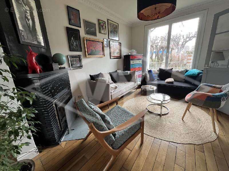 Maison à COMBS-LA-VILLE