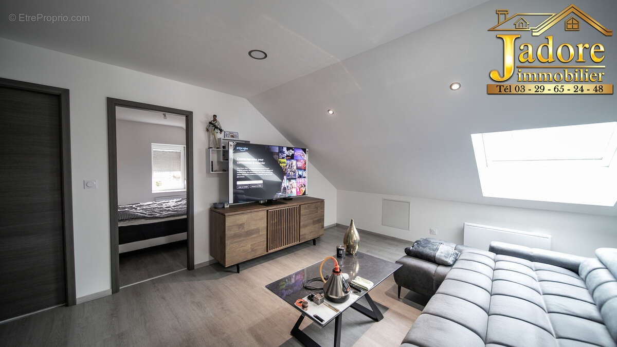 Immeuble de rapport rénové !! NOUVEAU PRIX !! - photo 8