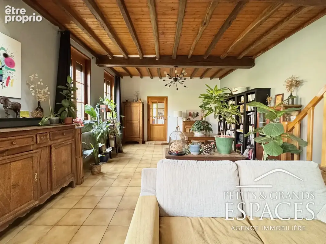 Neuville-en Avesnois - Maison de type longère 152 m2 avec terrain de 2320 m2 - photo 7