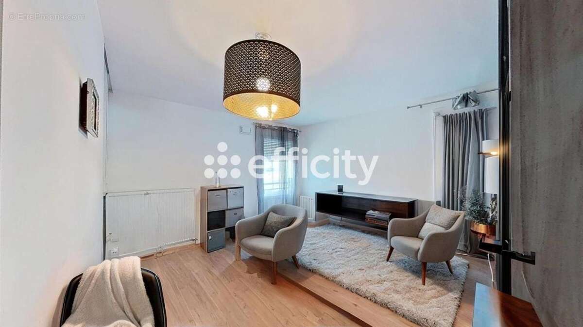 Appartement à BONNEVILLE