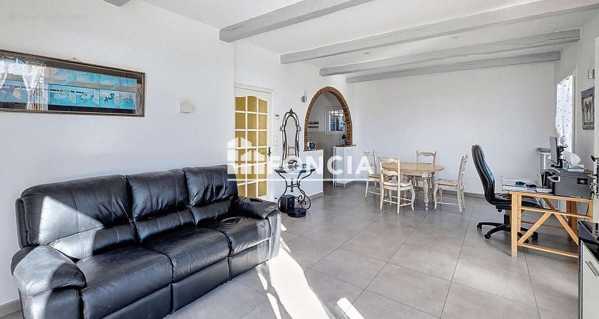 Nice St Pancrace - Villa 152 m² vue mer panoramique, 2 logements indépendants, piscine, DPE B - photo 8