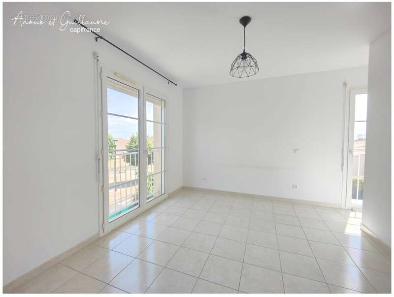 Exclusivité - Villa contemporaine de 106m² pour 4 pièces avec jardin et garage - proche de PEZENAS (34120) - photo 7