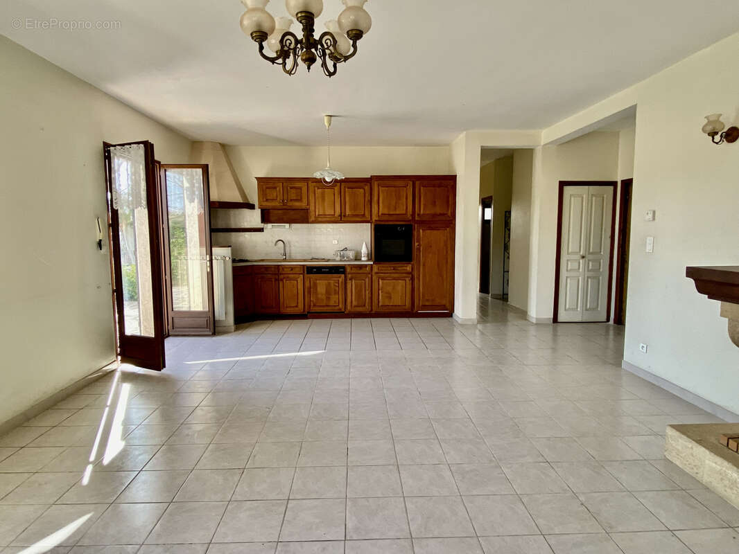 Maison à CESSENON-SUR-ORB