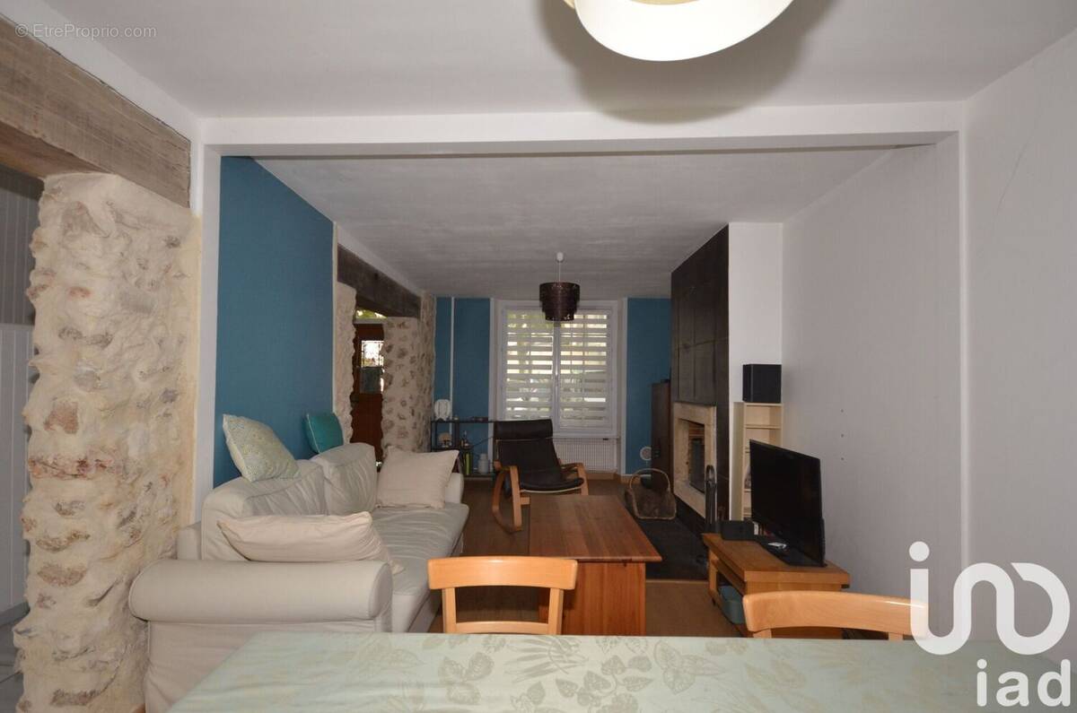 Photo 1 - Maison à SAULX-LES-CHARTREUX