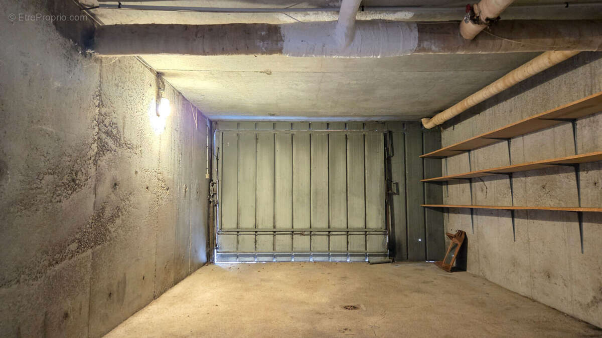 Appartement à FRASNE