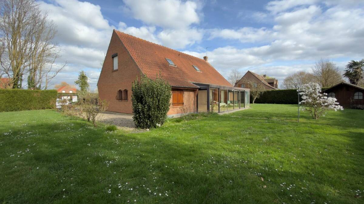 Maison à ENNETIERES-EN-WEPPES