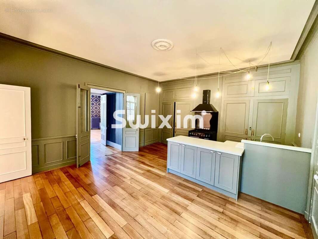 Appartement à LONS-LE-SAUNIER