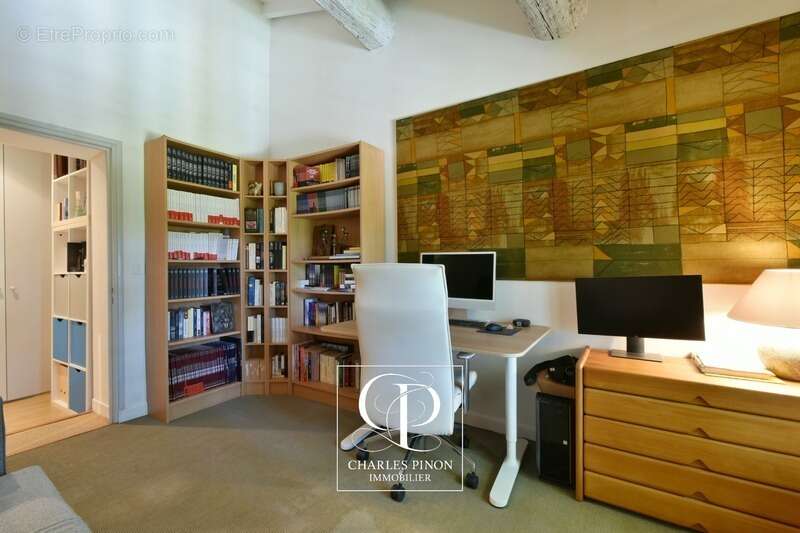 Appartement à AIX-EN-PROVENCE