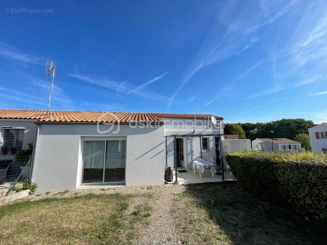 Maison à ARCES