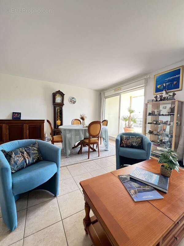 Appartement à MARSEILLE-8E