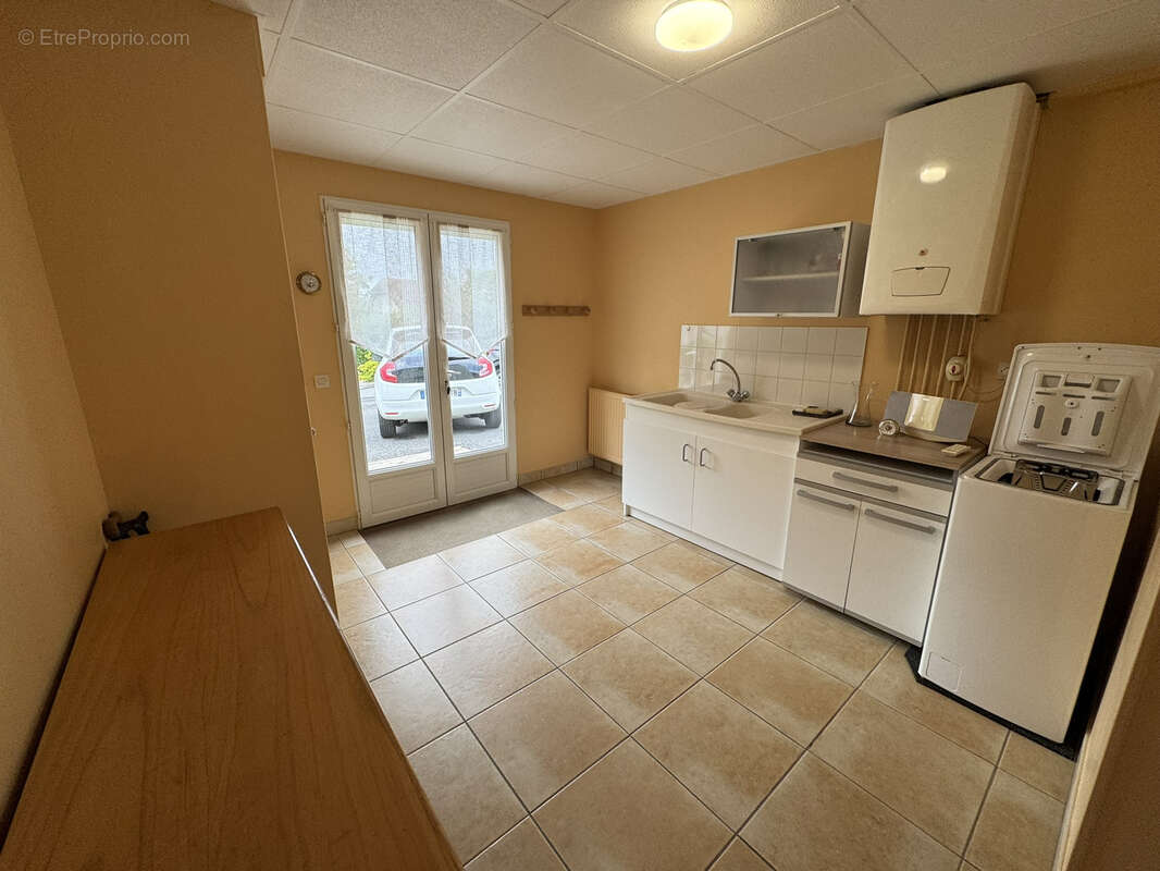 Maison à SAINT-MARTIN-AUX-CHARTRAINS