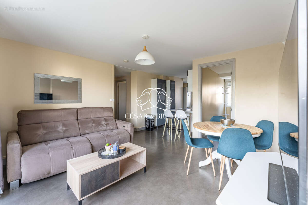 Appartement à LYON-8E