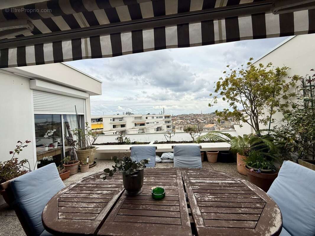 Appartement à BORDEAUX