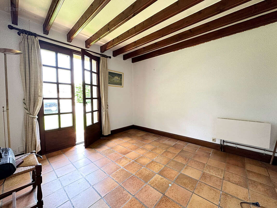 Maison à LA VENDUE-MIGNOT