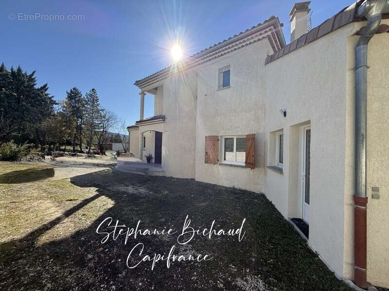 Maison à CHATEAUVIEUX