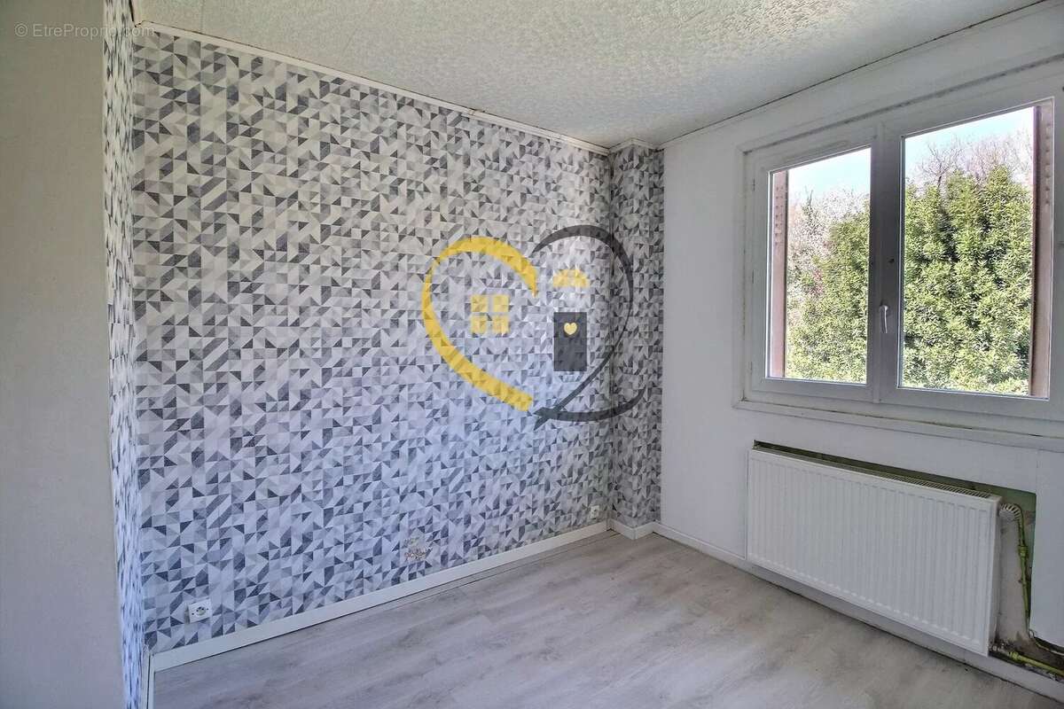 Maison à SOYE-EN-SEPTAINE
