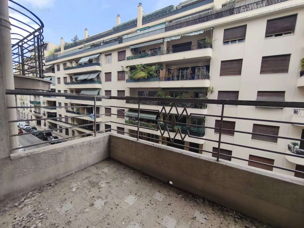 Nice centre 2 pieces avec balcon - photo 18