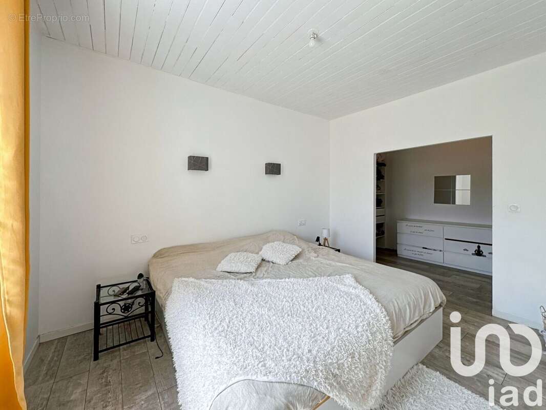 Photo 5 - Maison à SAINT-PERREUX