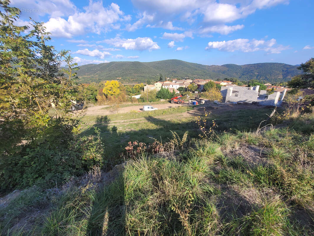 Terrain à LE PRADAL