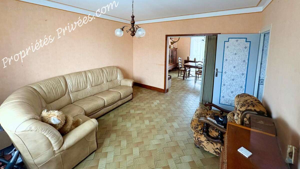 Maison à SAINT-DENIS-SUR-LOIRE