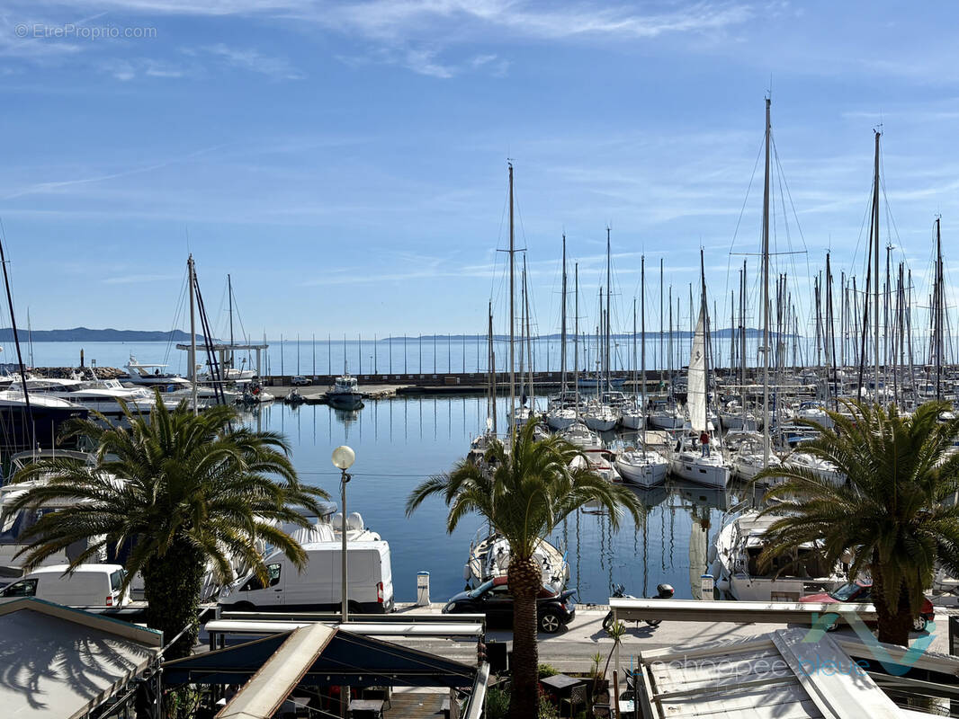 Appartement à HYERES