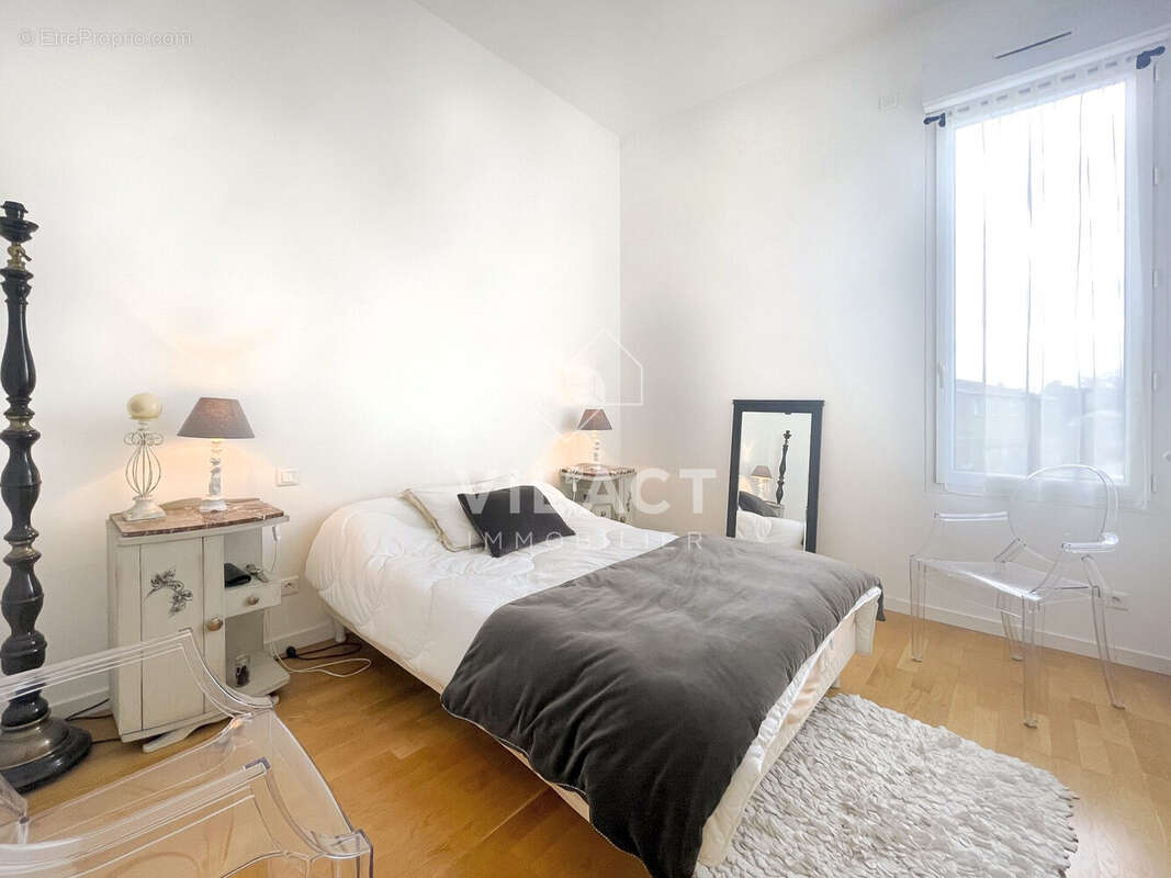 Maison à BLANQUEFORT