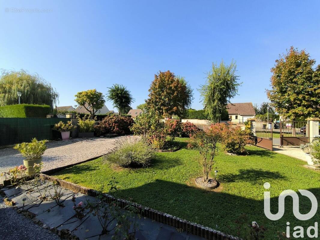 Photo 1 - Maison à NANTEUIL-LE-HAUDOUIN