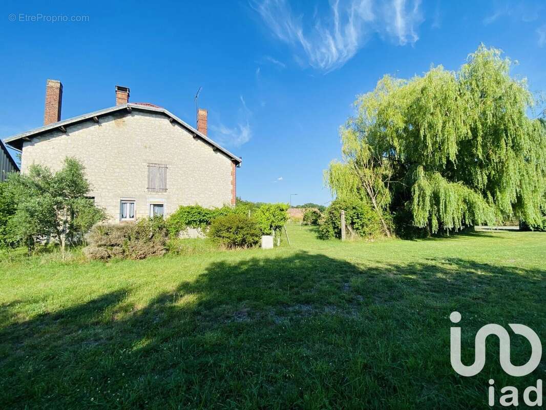 Photo 6 - Maison à VOUZIERS