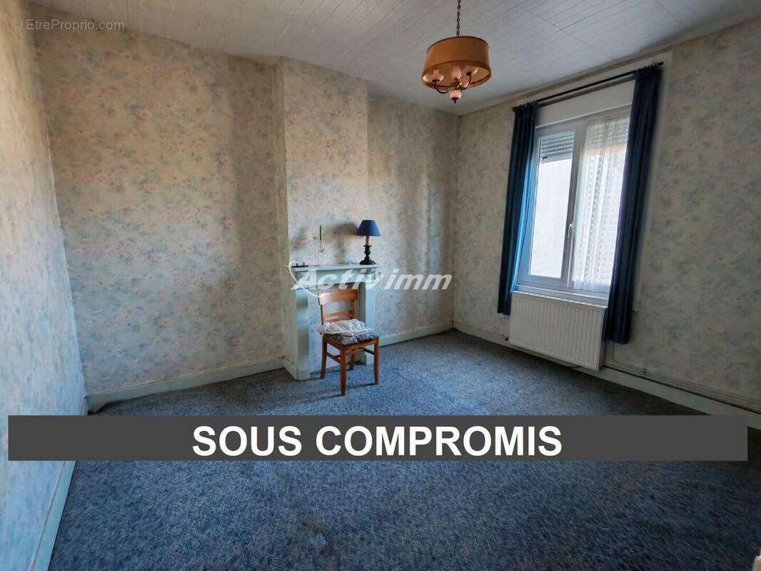 4286 11 - Maison à HESDIN