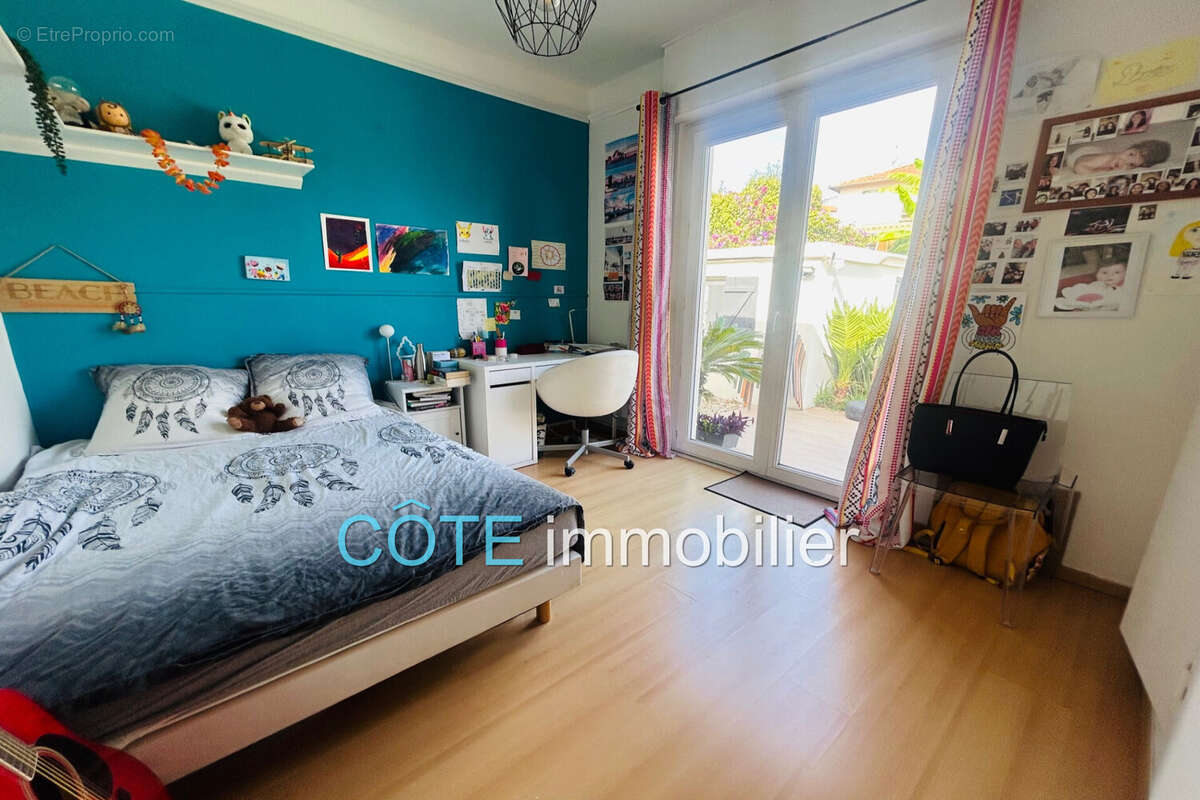 Maison 96 m² à Antibes  - photo 7