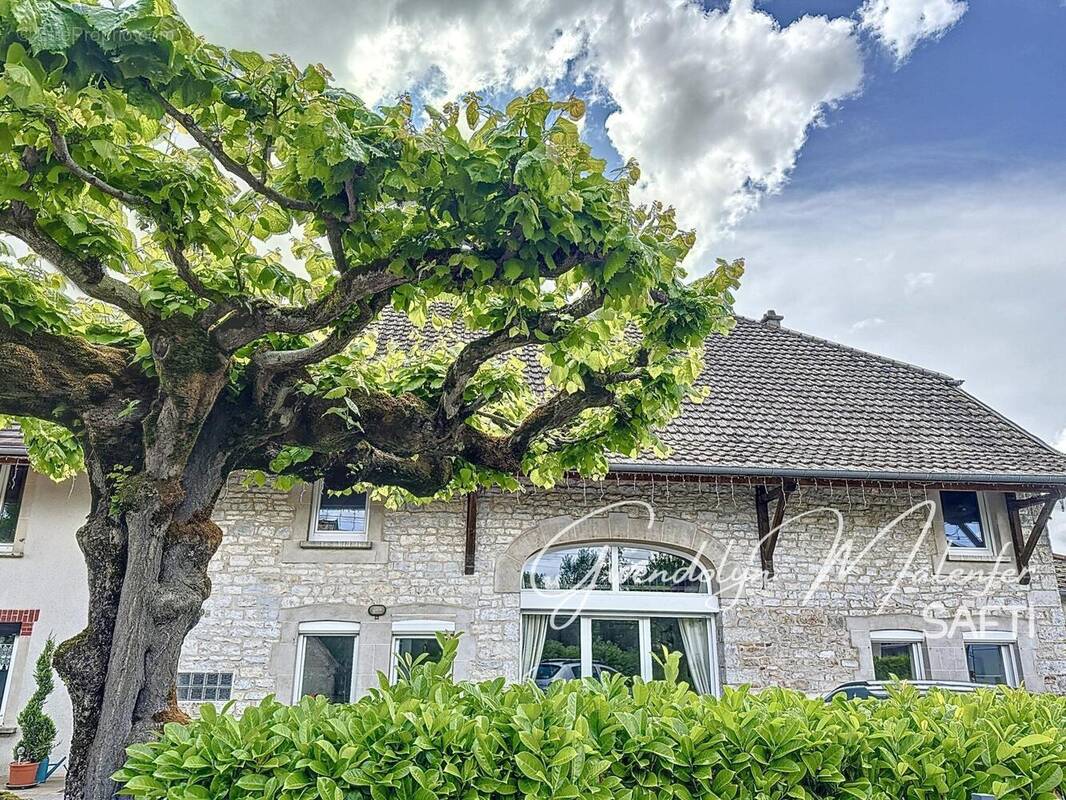 Photo 1 - Maison à ARC-ET-SENANS
