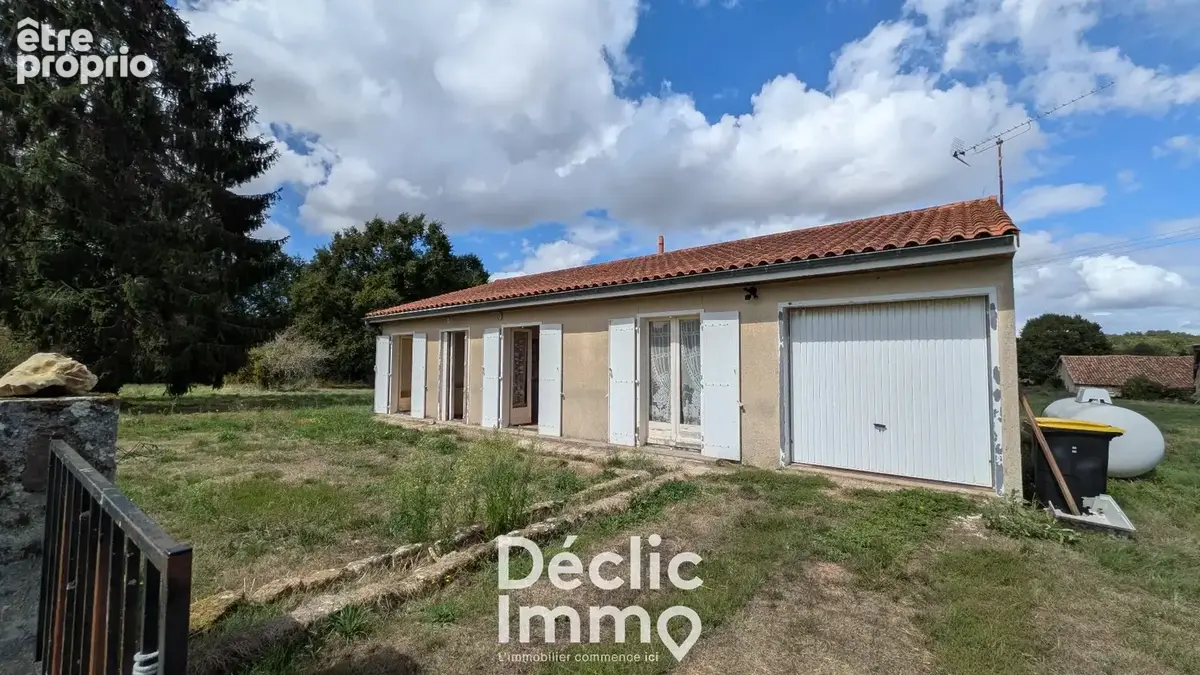 Maison de plain-pied avec grand terrain à rénover - photo 1