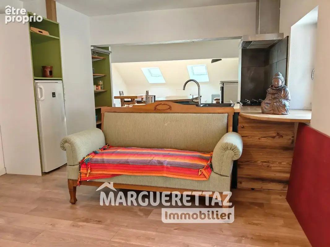 Loft 65 m² au centre de Taninges - photo 4